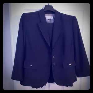 Women's Business Suit